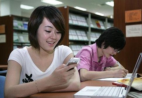 ���ͼ۸����Լ�������ֻ���ͬѧ�Ǻ��ǿ���