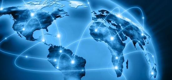 2012年全球智能手机的用户首次超越十亿