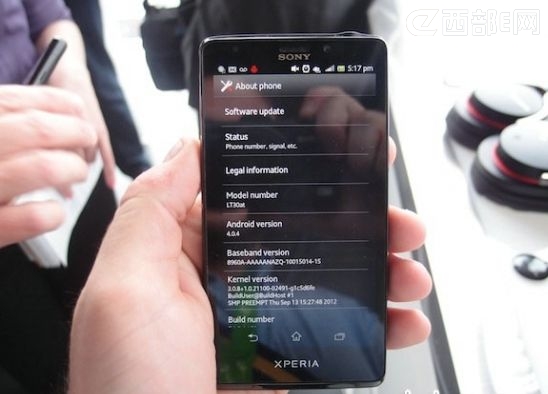 ᷢ»Xperia TL սiPhone5