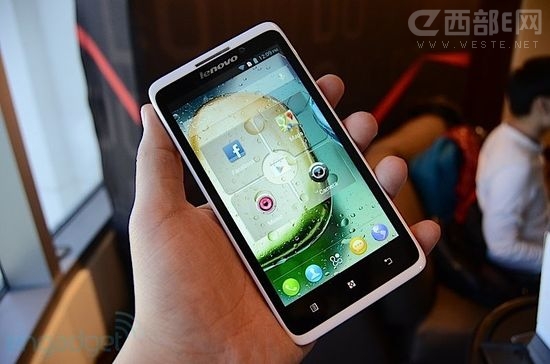 ����IdeaPhone S890���ʰ�������Jelly Bean