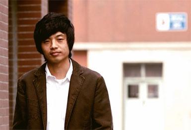 从最早的手机WAP,到之后的移动互联网门户, 张向东创办的3G门户的定位随着中国移动互联网的发展不断修正 从最早的手机WAP,到之后的移动互联网门户, 张向东创办的3G门户的定位随着中国移动互联网的发展不断修正