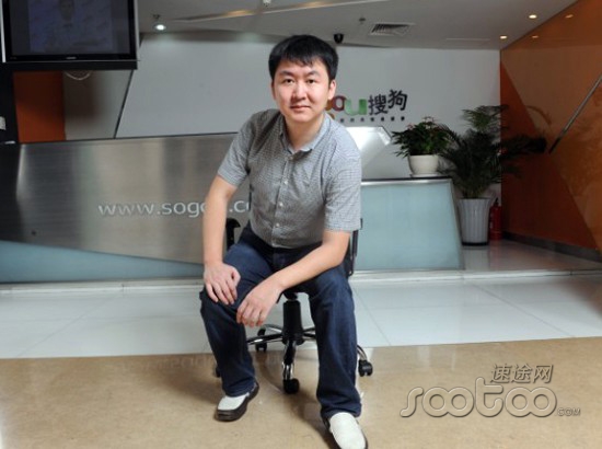 王小川:智能是靠技术驱动的