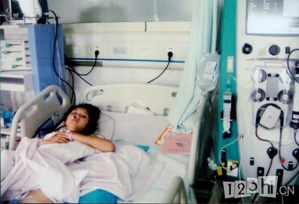 网友微博求助:关注陕西12岁尿毒症患者小建梅