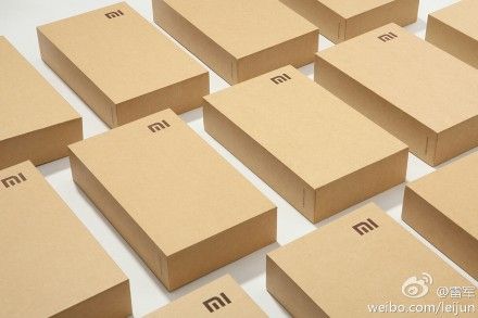 雷军微博写密码:破译小米二代手机16日亮相