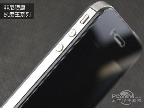 笔者在操作过程中难免也会有失误,大家看到后面有些贴膜的某小部分会有气泡,这更多是与操作有关吧,操作得当的情况下,贴膜的贴合程度都是比较不错的。