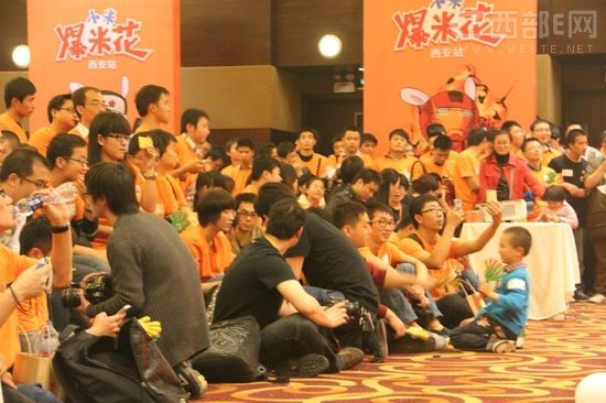 С������ͬ�ǻ����ջ𱬾��� ÿ��һ��F��