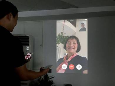 平凡而细致的感动——致背井离乡的我们!