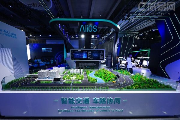 ��i�ڮ��j��]��+v���ڮ��j��]��+v���M%v���ڮ��i��Z���